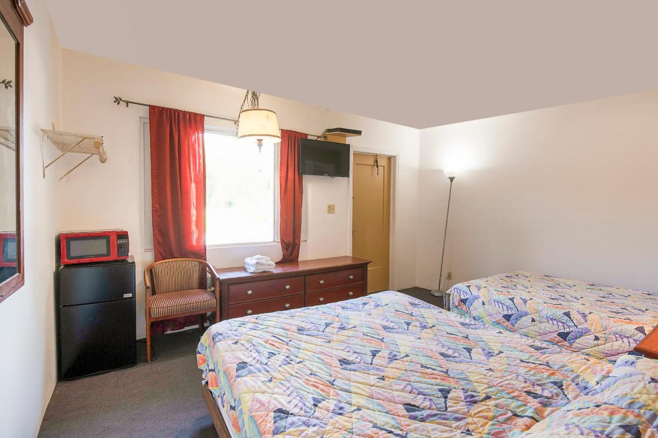 Old Town Hotel O Near Fanning Springs State Park Us Hwy 98 מראה חיצוני תמונה