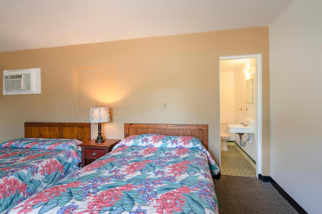 Old Town Hotel O Near Fanning Springs State Park Us Hwy 98 מראה חיצוני תמונה