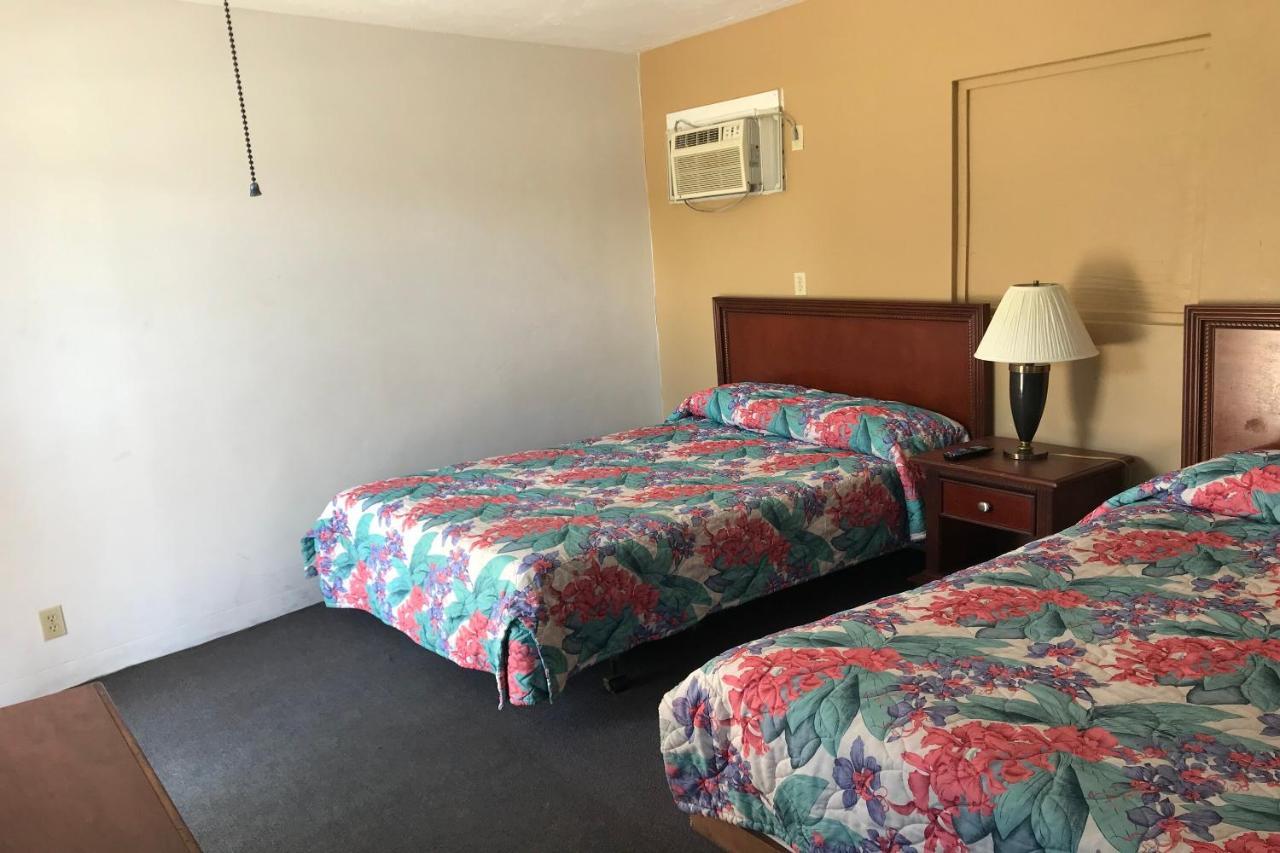 Old Town Hotel O Near Fanning Springs State Park Us Hwy 98 מראה חיצוני תמונה