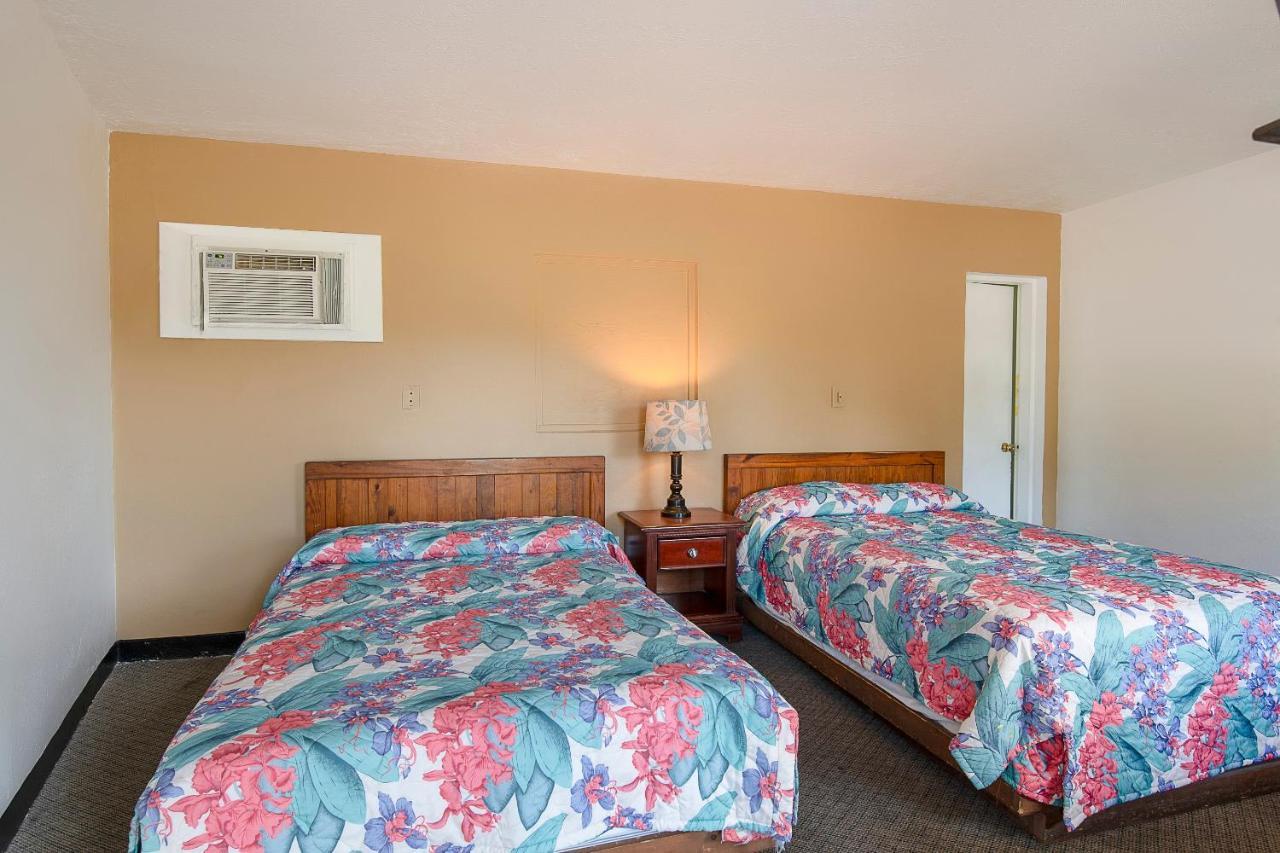 Old Town Hotel O Near Fanning Springs State Park Us Hwy 98 מראה חיצוני תמונה